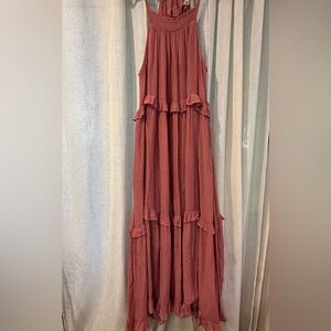 Ruffled Sleeveless Dress in Dusty Rose